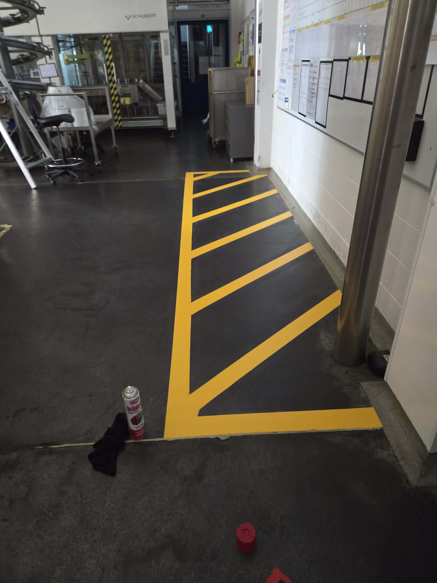 Line marking work 42
